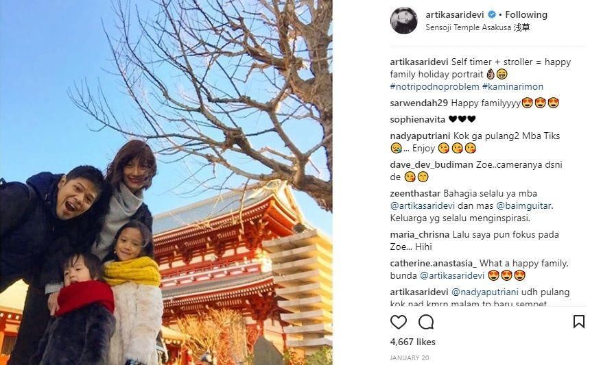 Liburan keluarga Artika-Baim di Jepang