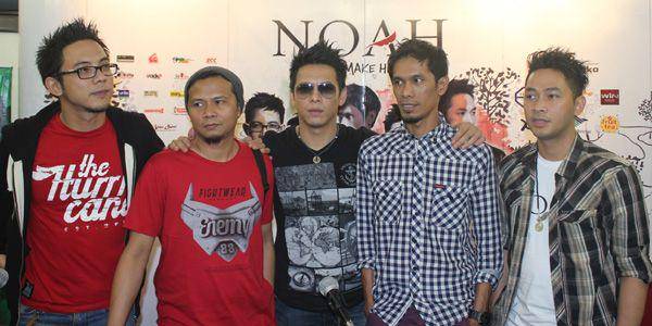 http://i1382.photobucket.com/albums/ah270/akhayaprisca/noah3_zpswbjbmcfb.jpg